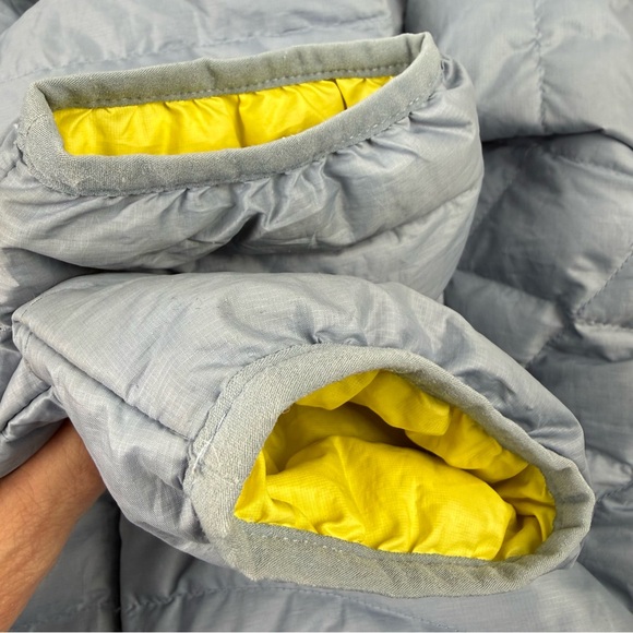 Patagonia Down Sweater Jacket  XL Light Blue Yellow Womens Zip Up FLAWED READ - Picture 7 of 12